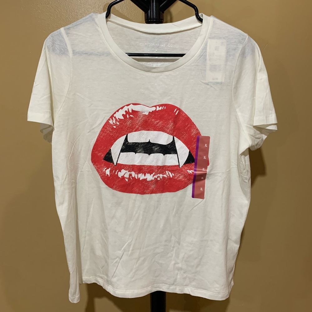 Vampire Lips T Shirt